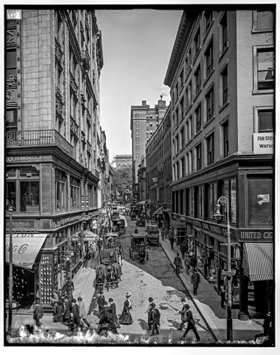 Bromfield Street, Boston, Mass. between 1900 and 1910.